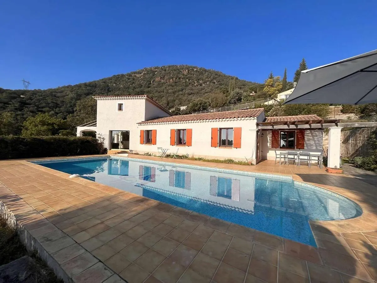 Semesterbostad Maison Climatisee 5 Pieces Avec Piscine Et Jardin, 7 Couchages - Cavalaire-Sur-Mer - Fr-1-226B-86 Frankrike